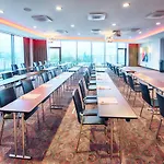 Hotel Leonardo South 4*