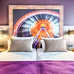 Leonardo South Hotel
