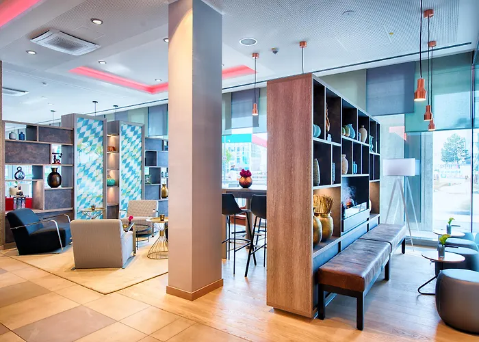 Отель Leonardo City South 4*