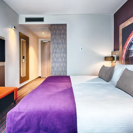Leonardo South Hotel