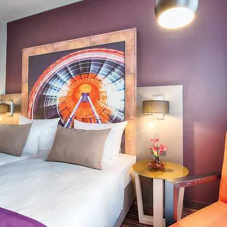 Hotel Leonardo City South