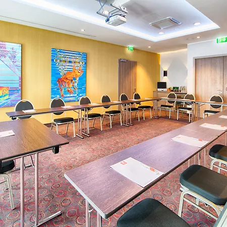Leonardo City South 4* Munich