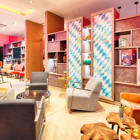 Отель Leonardo City South 4*