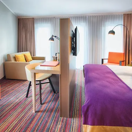 Hotel Leonardo South 4*