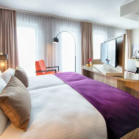 Отель Leonardo City South Мюнхен