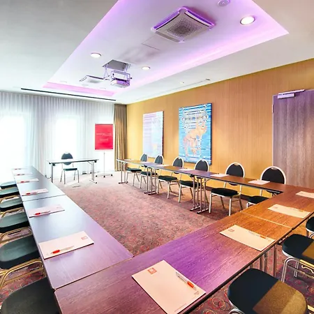 Leonardo City South Отель 4*