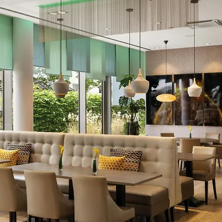 Leonardo City South Отель 4*