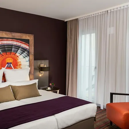 Leonardo City South 4*