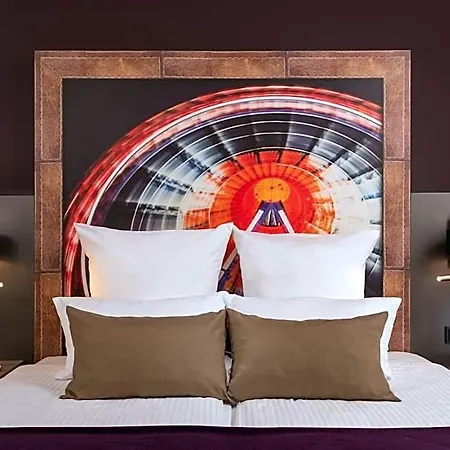 Leonardo City South 4*