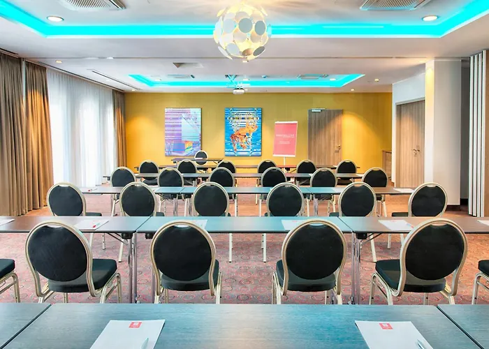 Leonardo South Hotel 4*